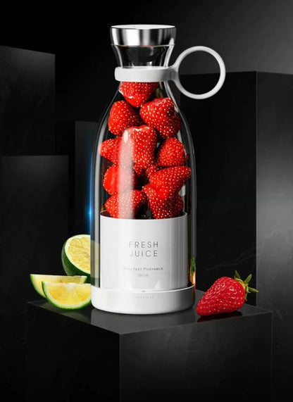 Portable juice blender